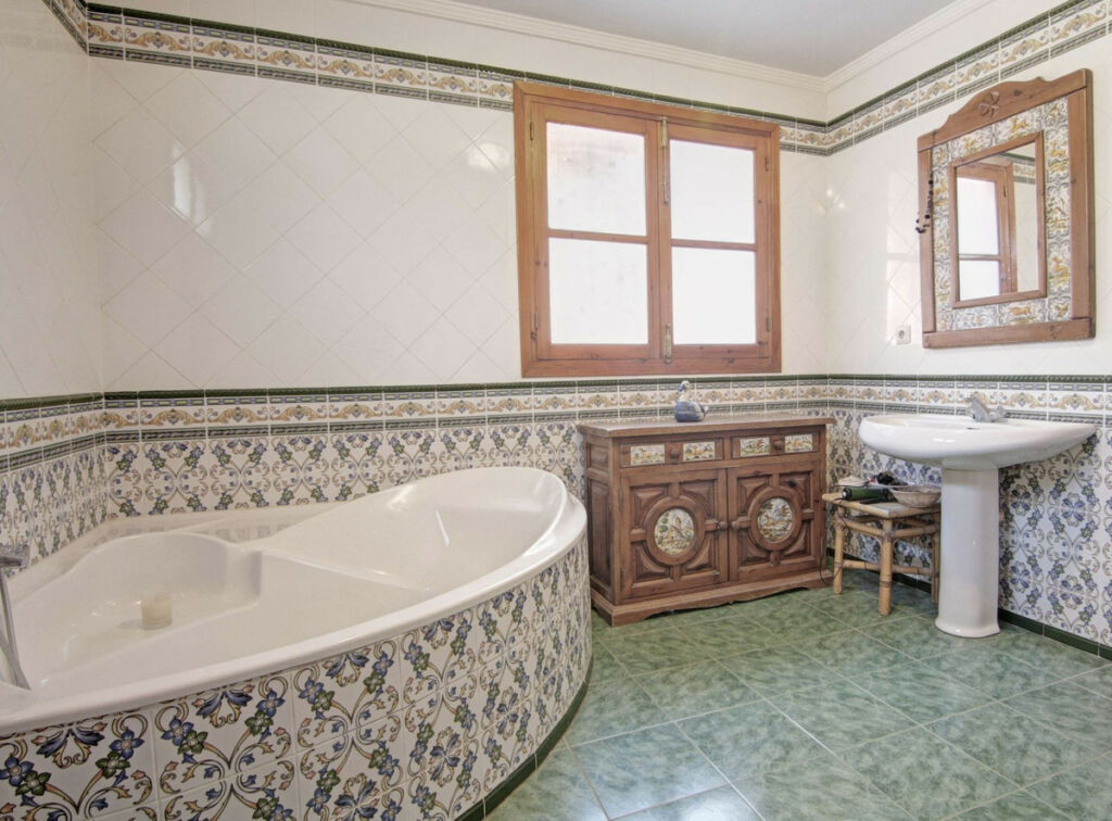 Detached Villa Nerja Málaga - image 14