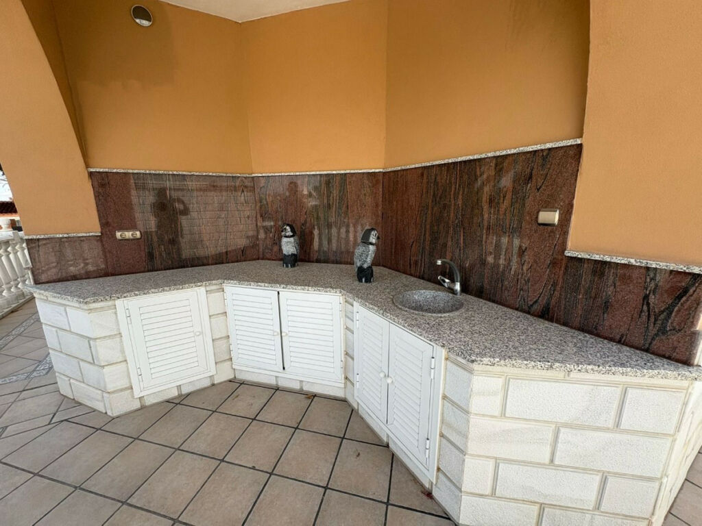 Detached Villa Alhaurín de la Torre Málaga - image 46