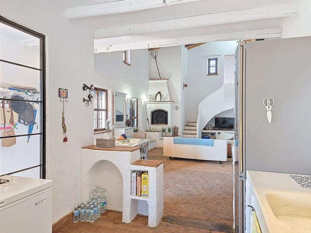 Detached Villa Riogordo Málaga - image 14