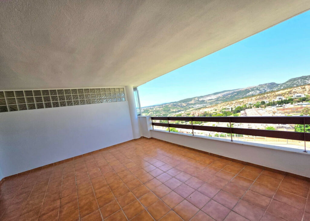 Middle Floor Apartment Casares Málaga - image 14