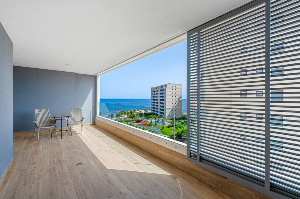 Middle Floor Apartment Punta Prima Alicante - image 14
