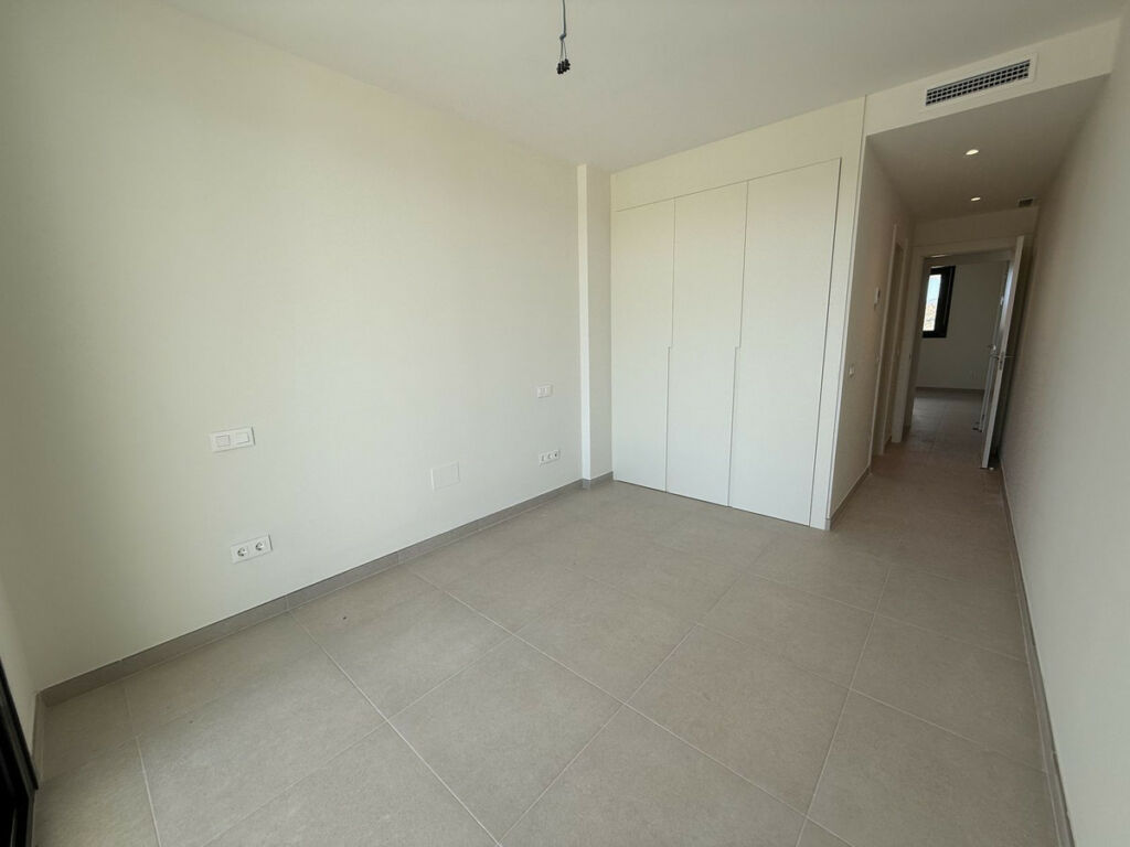 Middle Floor Apartment Calanova Golf Málaga - image 9