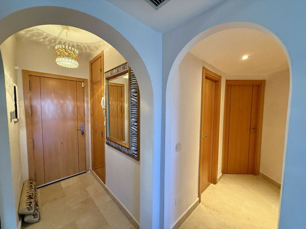 Middle Floor Apartment Riviera del Sol Málaga - image 15