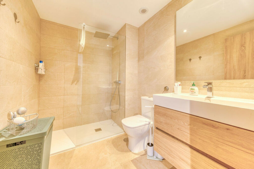 Penthouse Estepona Málaga - image 15