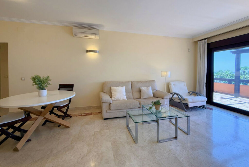 Middle Floor Apartment Estepona Málaga - image 14