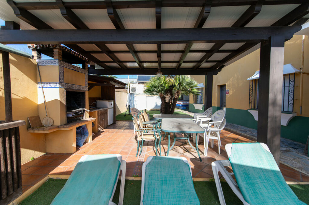 Detached Villa Las Chapas Málaga - image 14