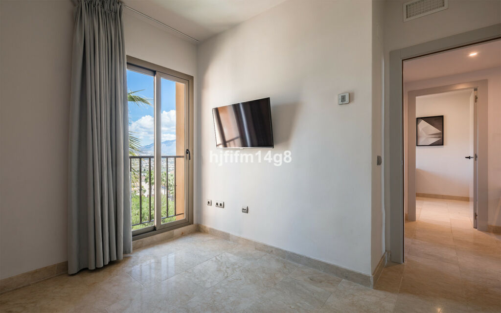 Penthouse Benahavís Málaga - image 15