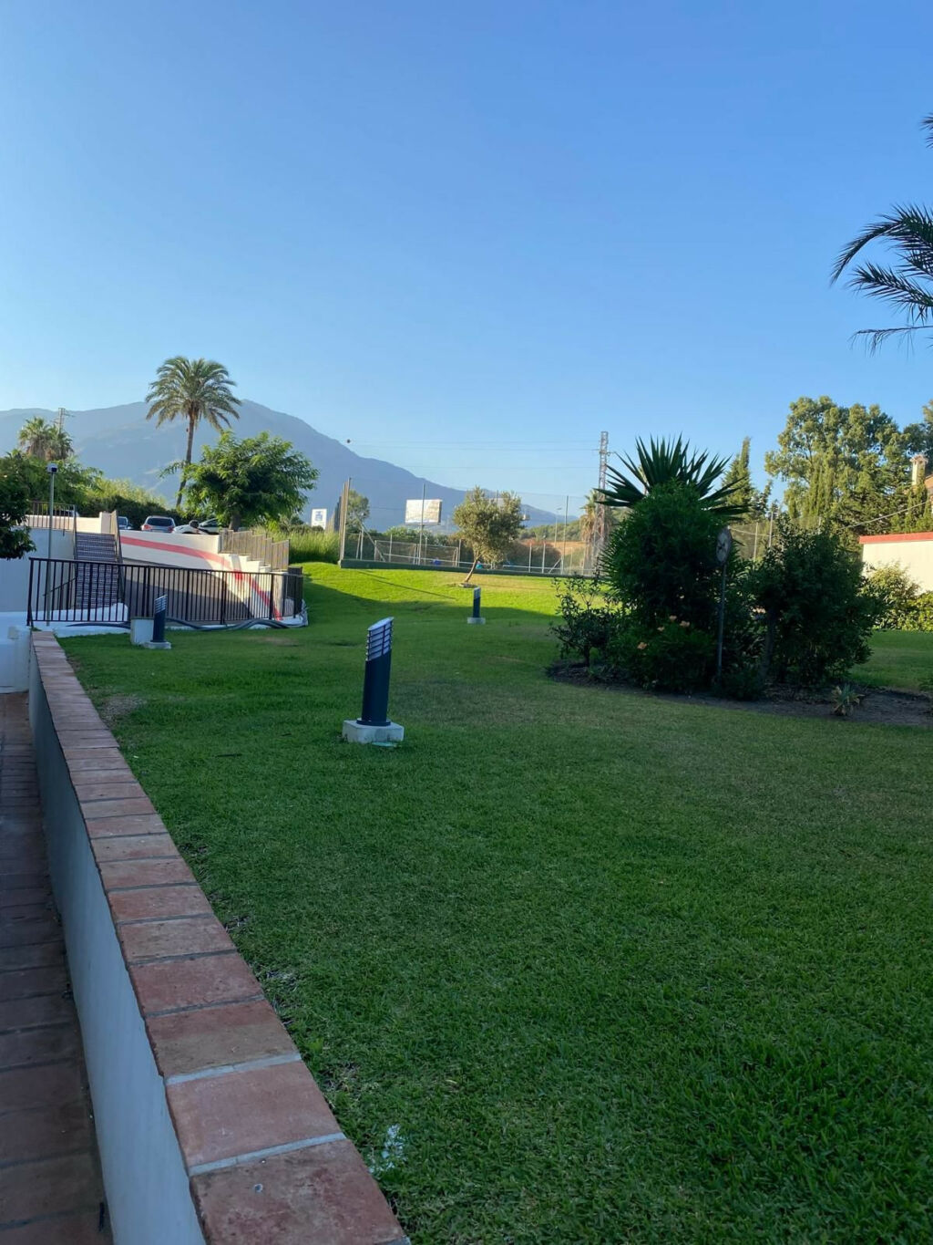 Middle Floor Apartment Estepona Málaga - image 14