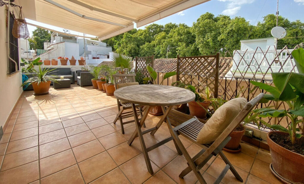 Top Floor Apartment Marbella Málaga - image 17