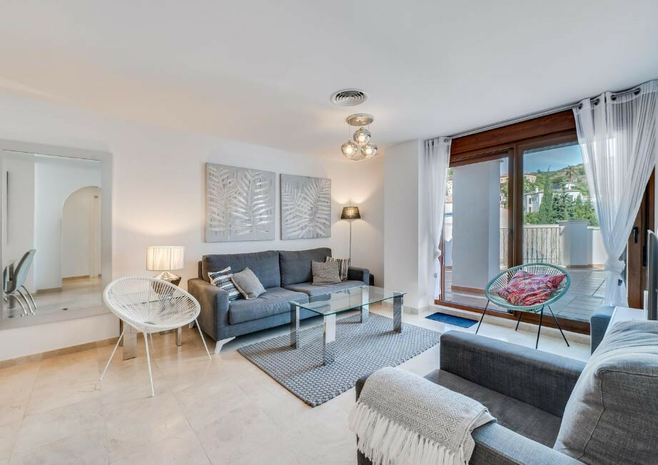 Middle Floor Apartment Benahavís Málaga - image 12