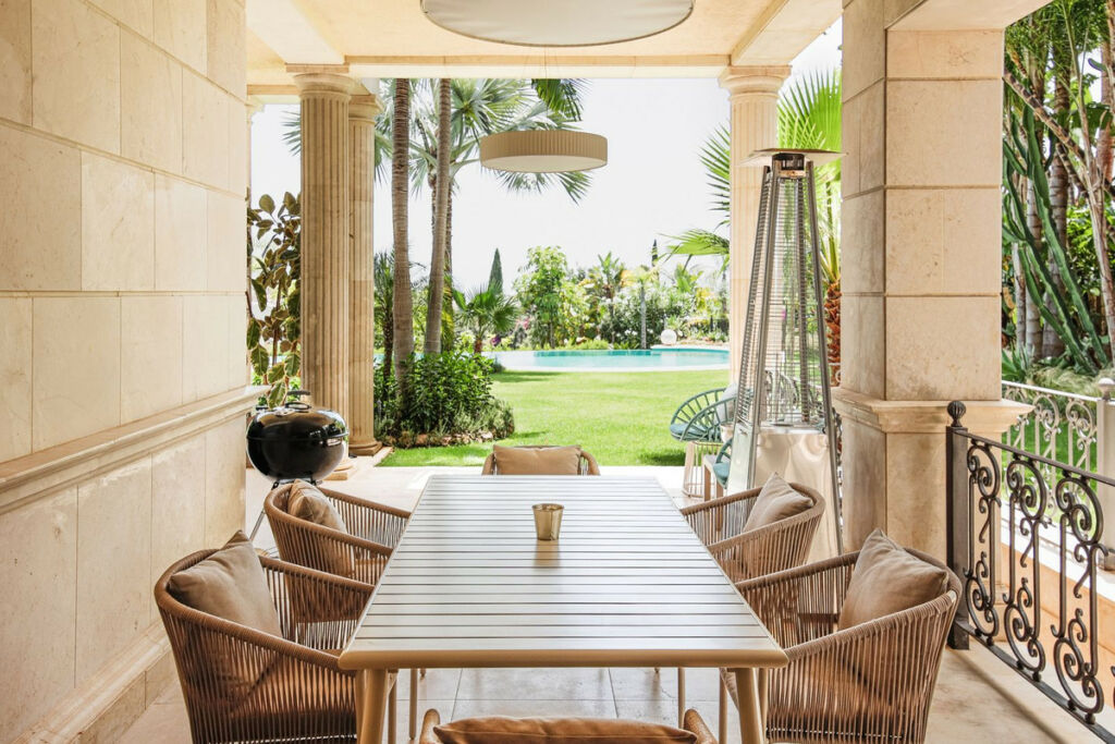 Detached Villa Marbella Málaga - image 6
