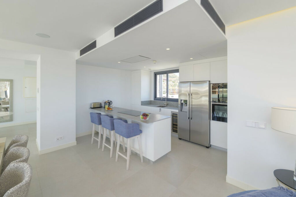Penthouse Fuengirola Málaga - image 14