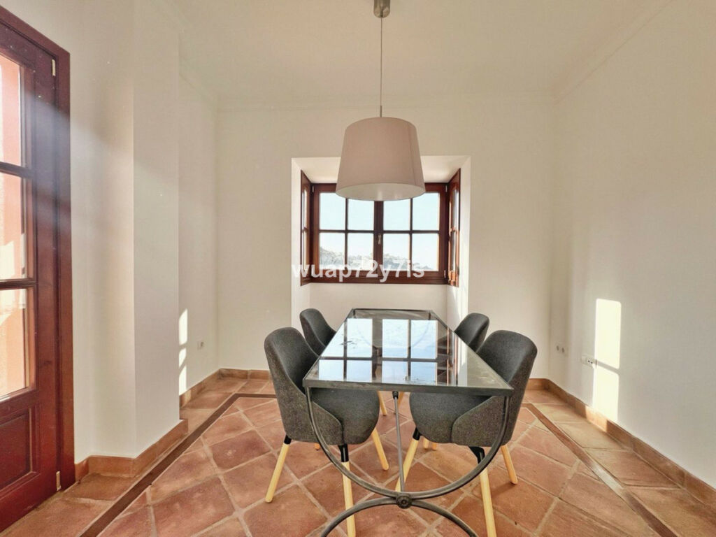 Semi-Detached House Benahavís Málaga - image 14
