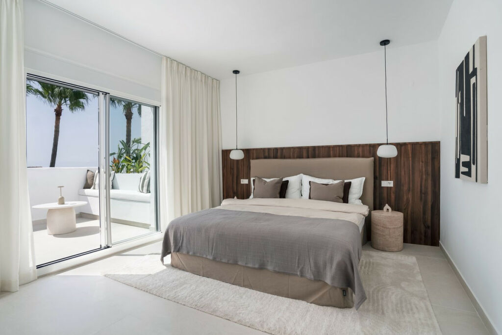 Penthouse Duplex Nueva Andalucía Málaga - image 14