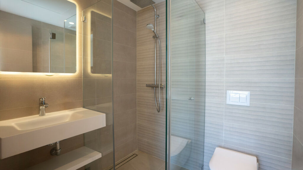 Detached Villa Estepona Málaga - image 14