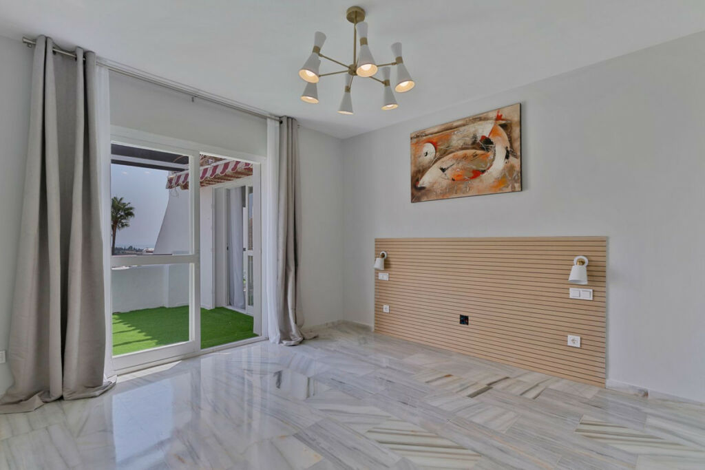 Penthouse Bel Air Málaga - image 14