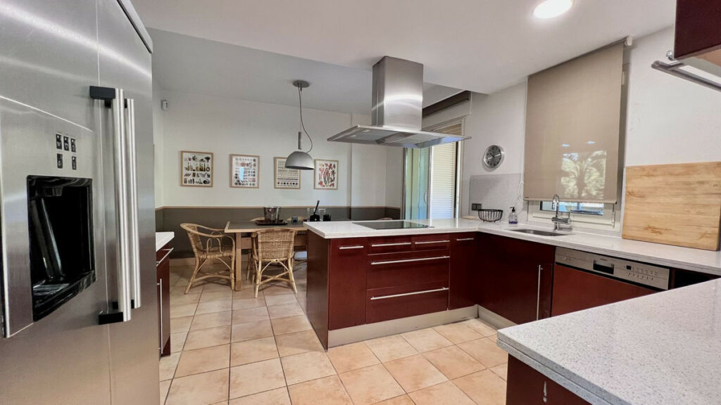 Penthouse Duplex Sierra Blanca Málaga - image 14