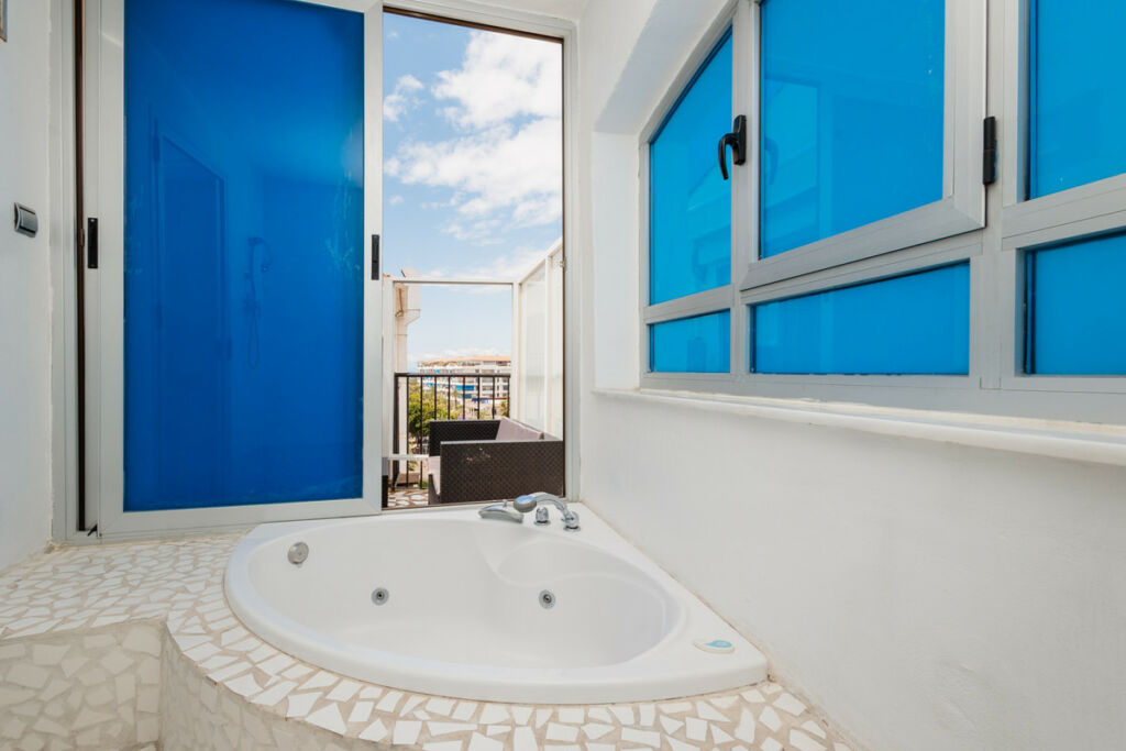Penthouse Puerto Banús Málaga - image 14