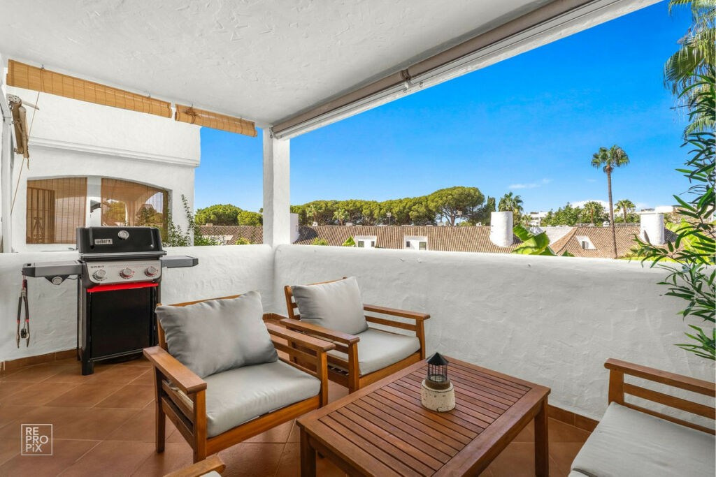 Middle Floor Apartment Puerto Banús Málaga - image 14