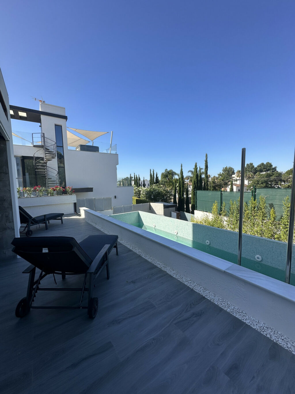 Detached Villa The Golden Mile Málaga - image 15