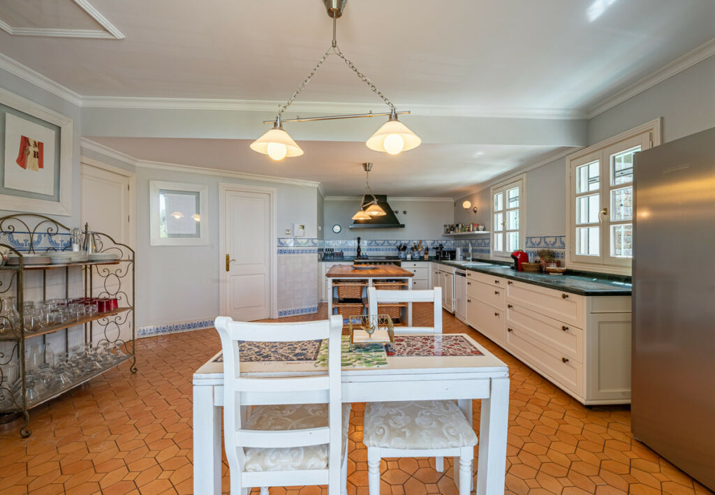Detached Villa Benahavís Málaga - image 15