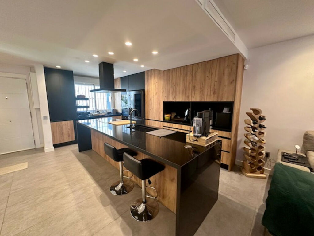 Ground Floor Apartment Estepona Málaga - image 15