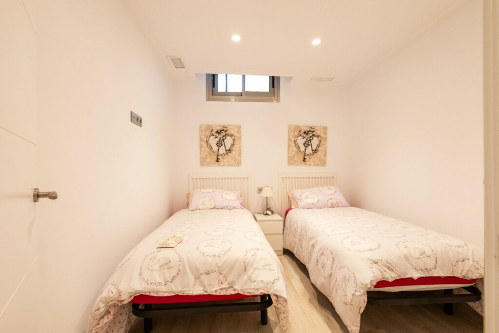 Detached Villa Orihuela Alicante - image 15