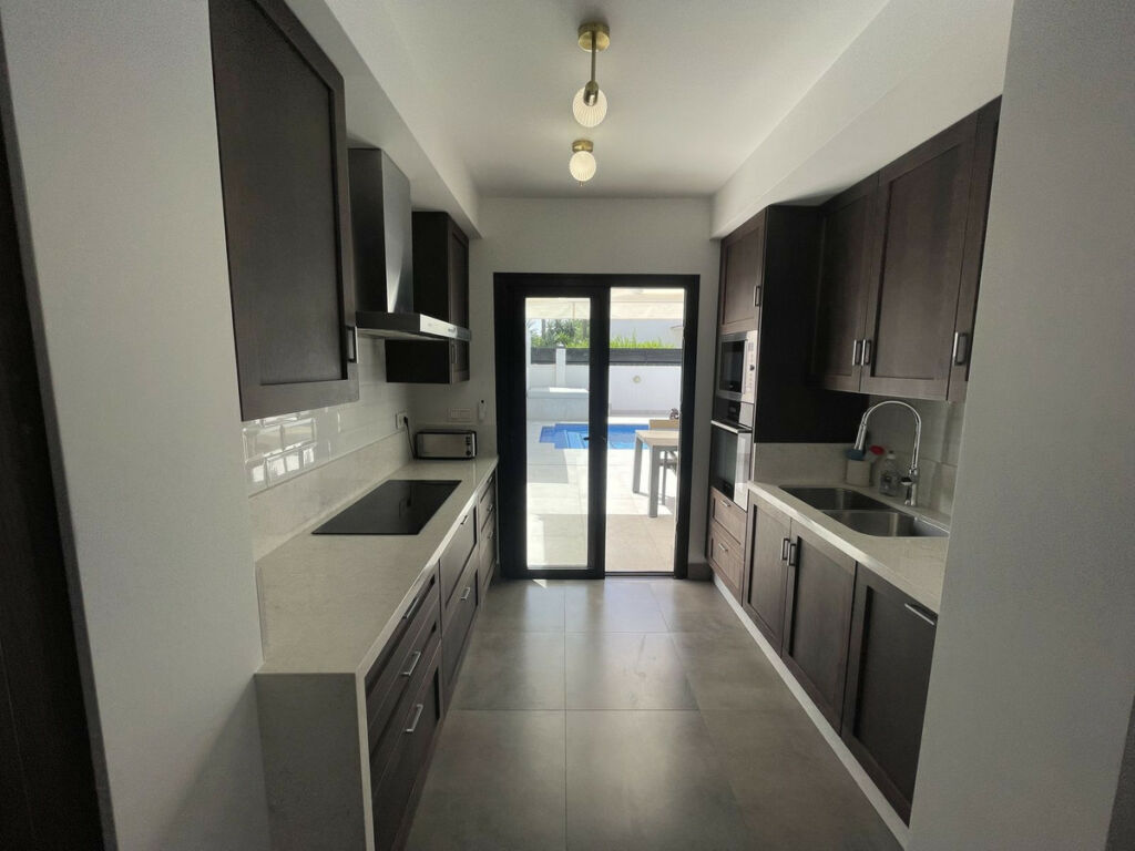 Detached Villa San Pedro de Alcántara Málaga - image 15