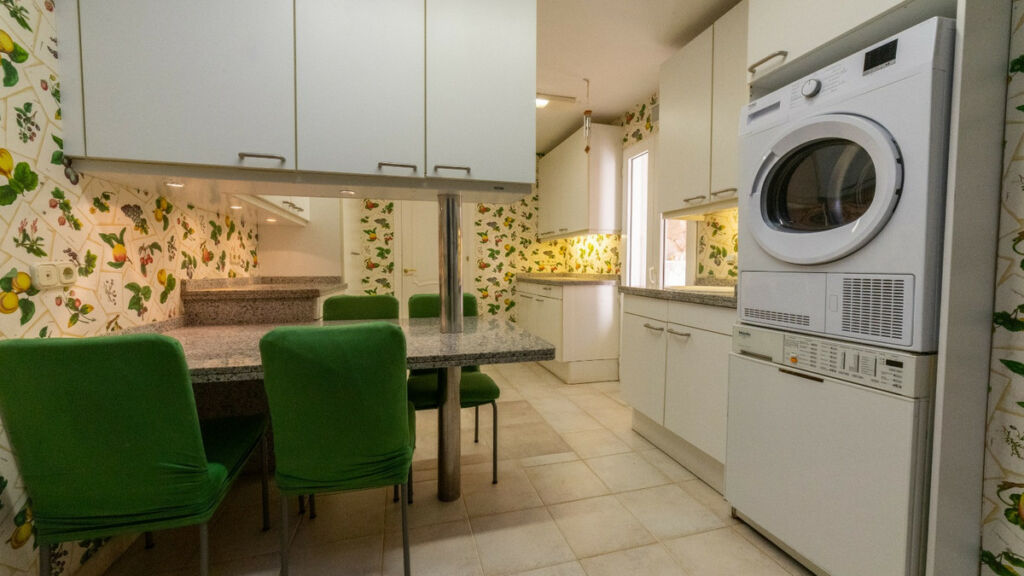 Detached Villa Sierra Blanca Málaga - image 15