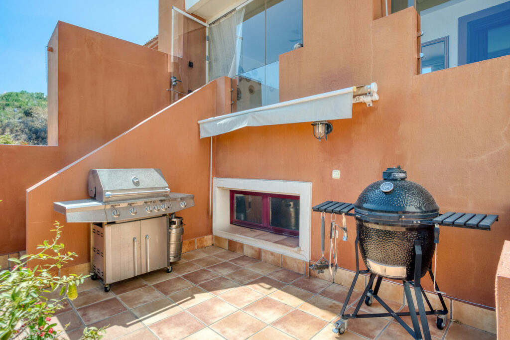 Townhouse Benahavís Málaga - image 15