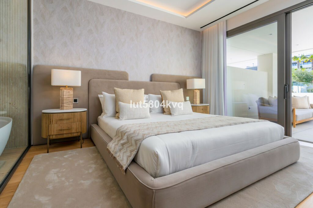 Ground Floor Apartment The Golden Mile Málaga - image 15