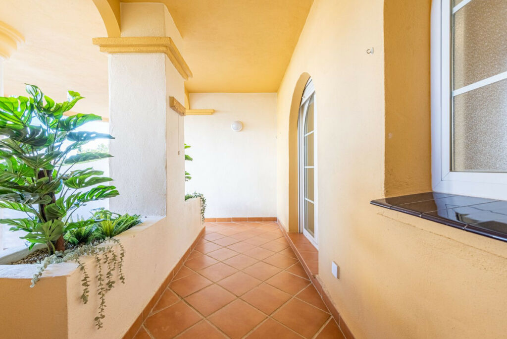 Ground Floor Apartment Nueva Andalucía Málaga - image 15