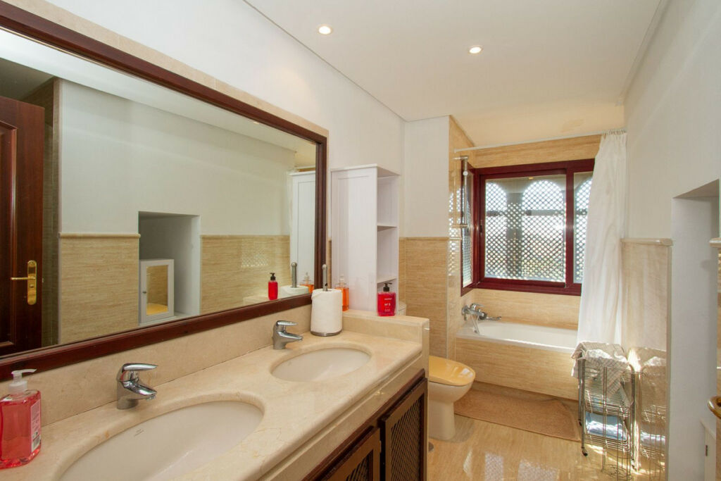Penthouse La Mairena Málaga - image 15