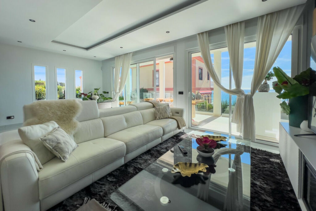 Detached Villa El Faro Málaga - image 15