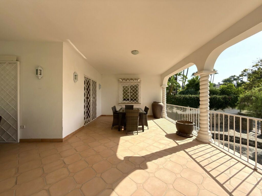 Semi-Detached House San Pedro de Alcántara Málaga - image 3