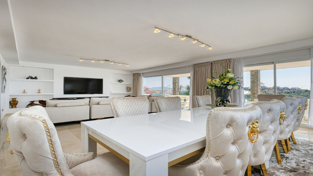 Detached Villa Casares Málaga - image 15
