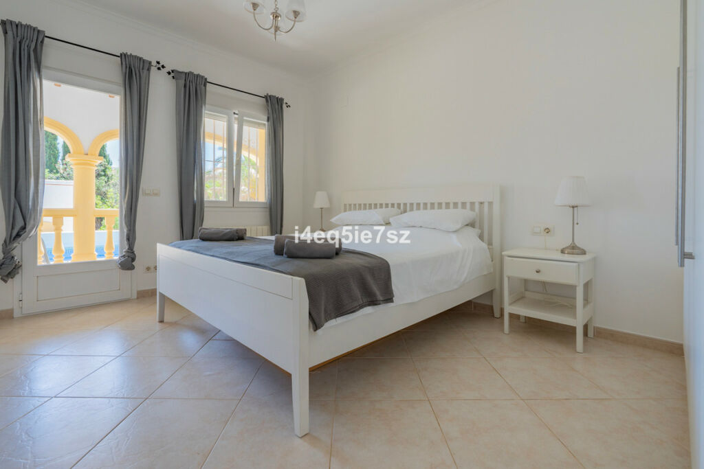 Detached Villa Javea Alicante - image 15