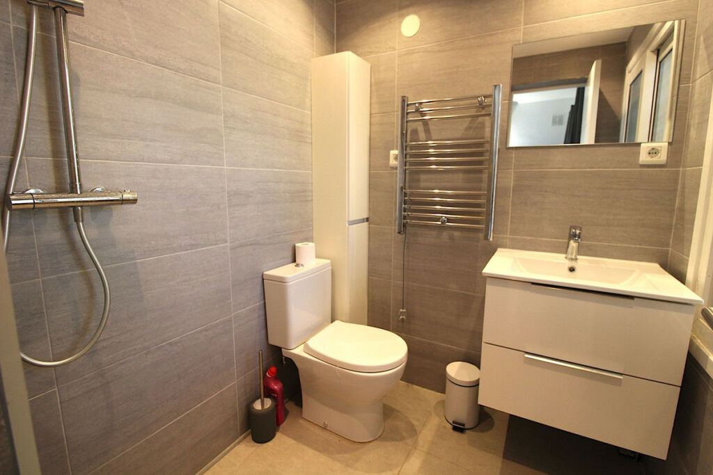 Ground Floor Apartment El Paraiso Málaga - image 15