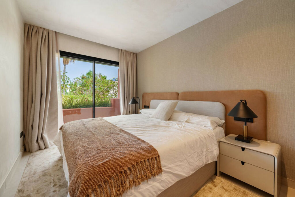 Semi-Detached House The Golden Mile Málaga - image 15