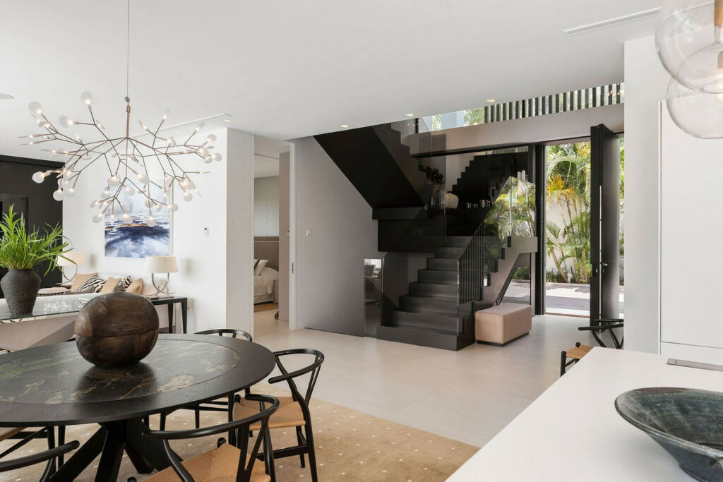 Detached Villa Nagüeles Málaga - image 15