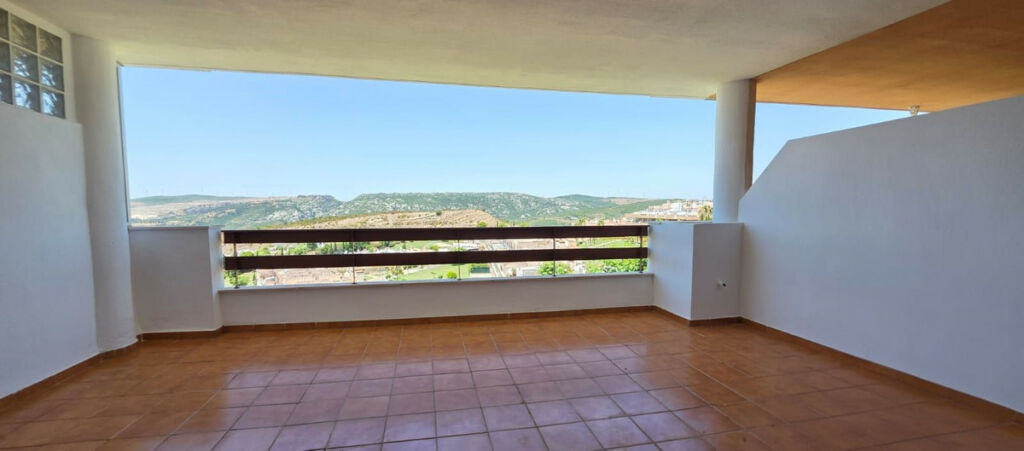 Middle Floor Apartment Casares Málaga - image 15