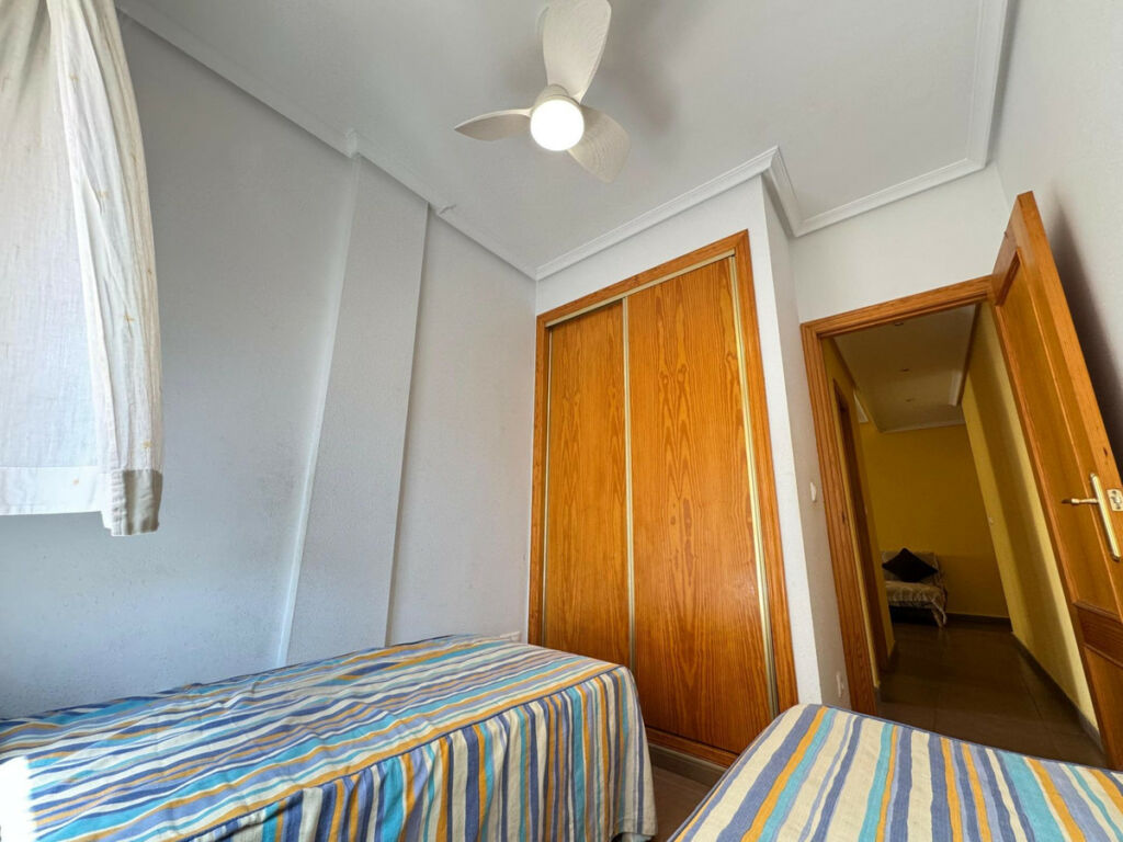 Ground Floor Apartment Torrevieja Alicante - image 16