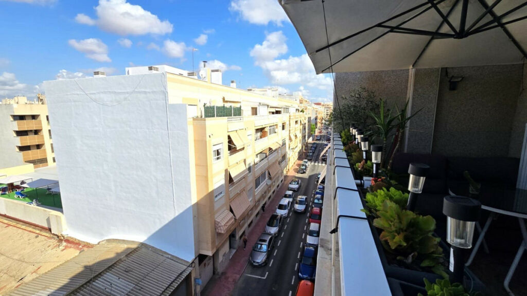 Penthouse Torrevieja Alicante - image 15