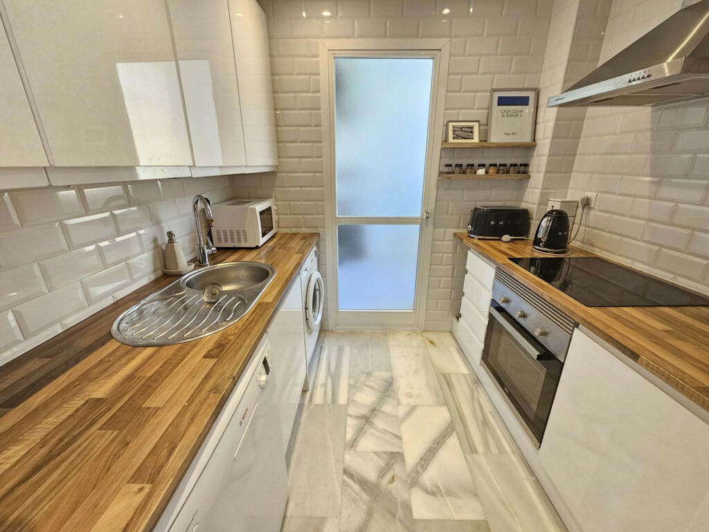 Penthouse Calahonda Málaga - image 15