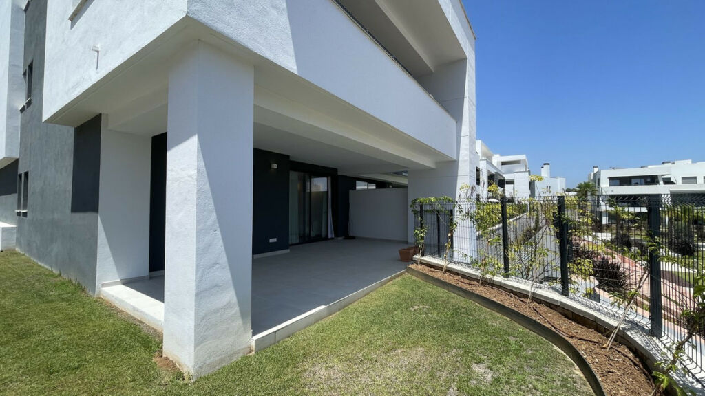 Ground Floor Apartment Selwo Málaga - image 15
