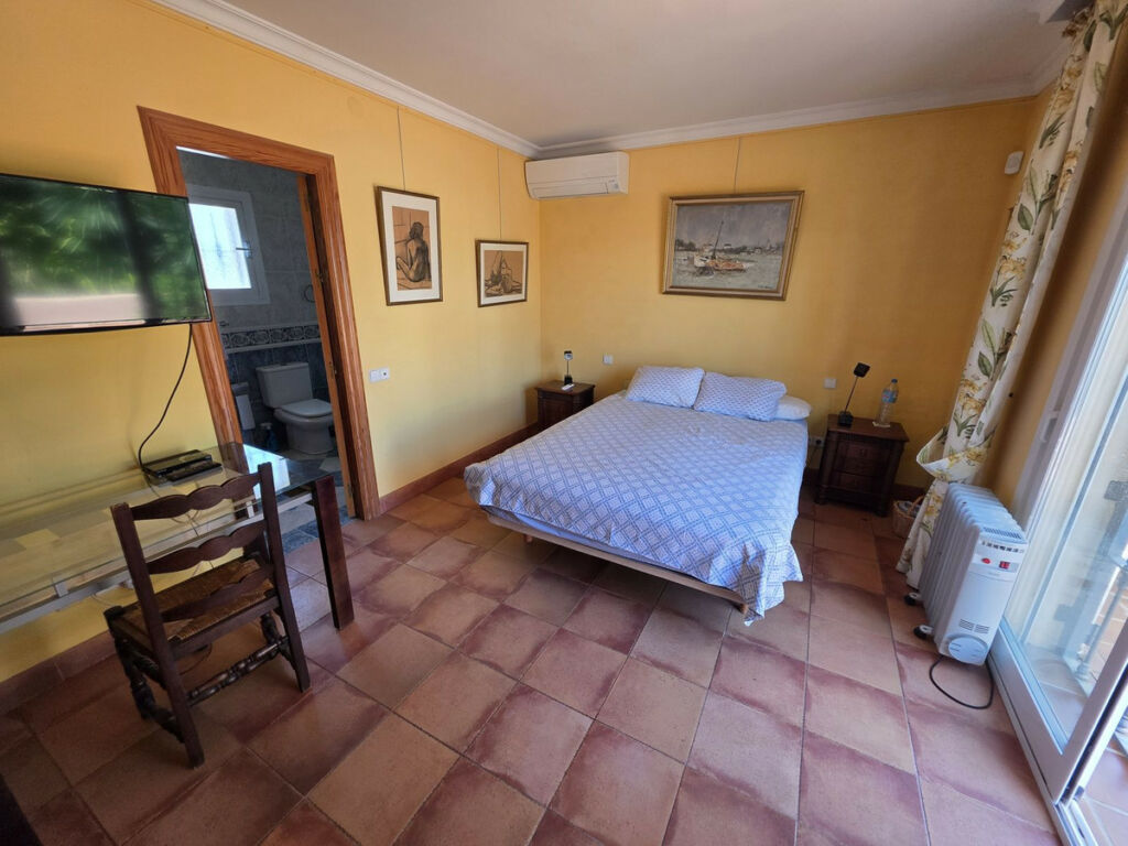 Detached Villa Marbesa Málaga - image 15