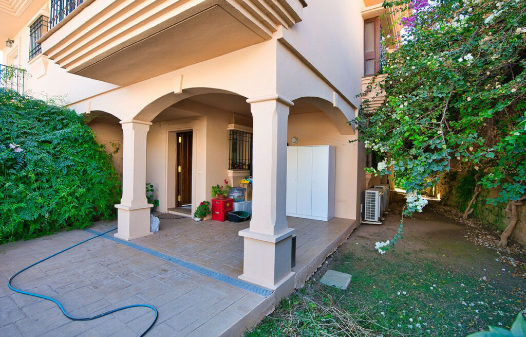 Semi-Detached House Riviera del Sol Málaga - image 15