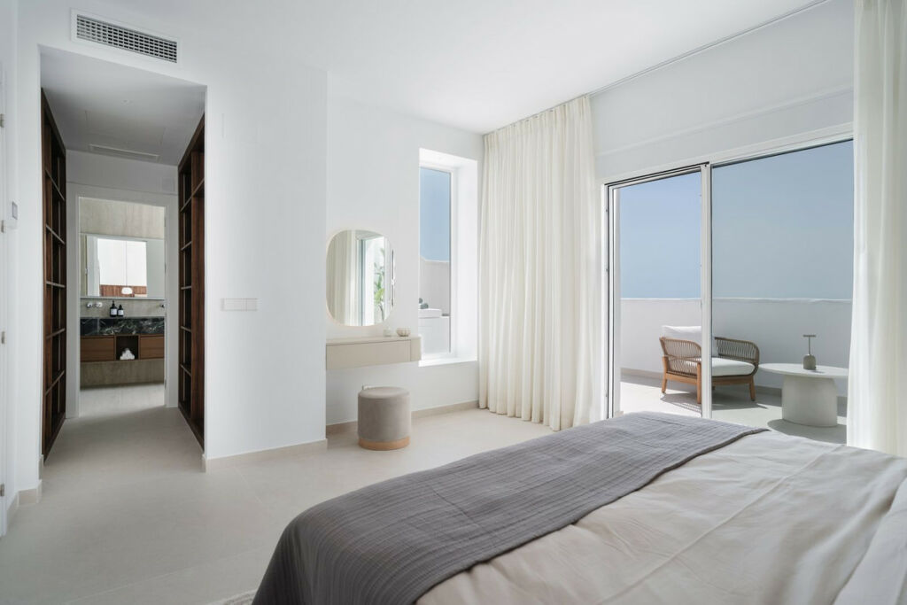 Penthouse Duplex Nueva Andalucía Málaga - image 15