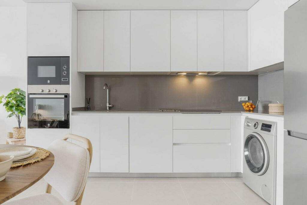 Ground Floor Apartment Estepona Málaga - image 15
