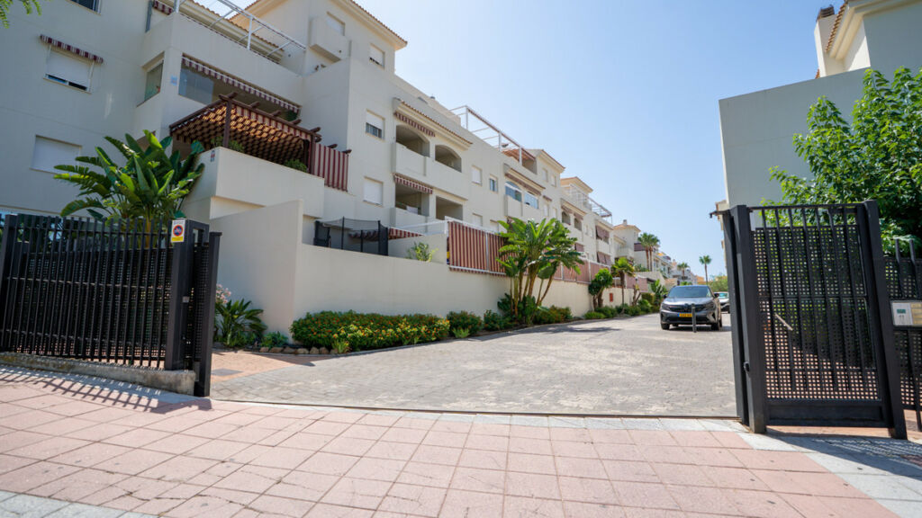 Penthouse Duplex Estepona Málaga - image 15